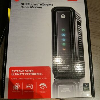 Motorola SurfBoard Extreme Cable Modem SB6121 DOCSIS 3.0 Open Box