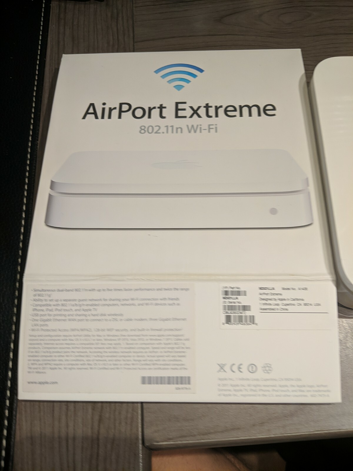 Apple-AirPort-Extreme-80211n-Wi-Fi-Router-A1408-5th-Generation-234987543914-2