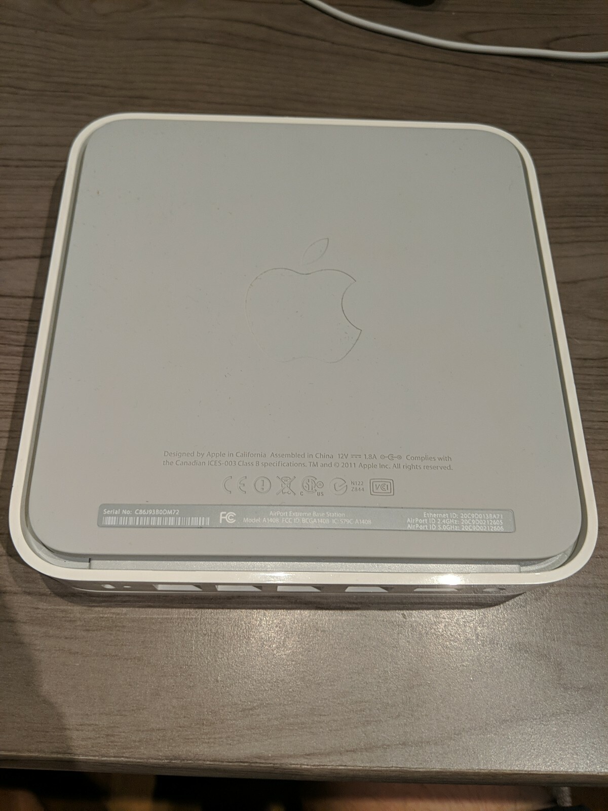 Apple-AirPort-Extreme-80211n-Wi-Fi-Router-A1408-5th-Generation-234987543914-4