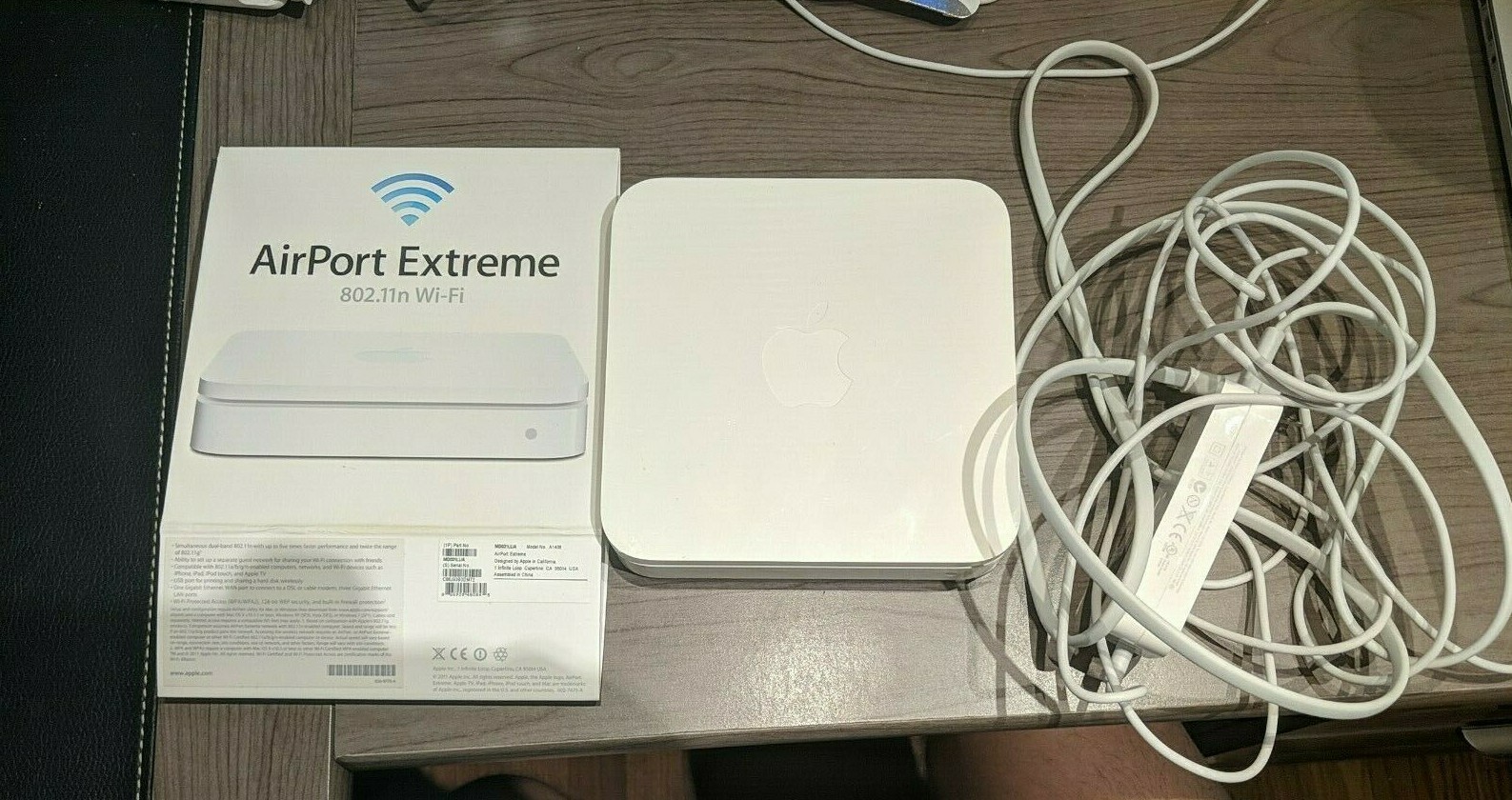 Apple-AirPort-Extreme-80211n-Wi-Fi-Router-A1408-5th-Generation-234987543914