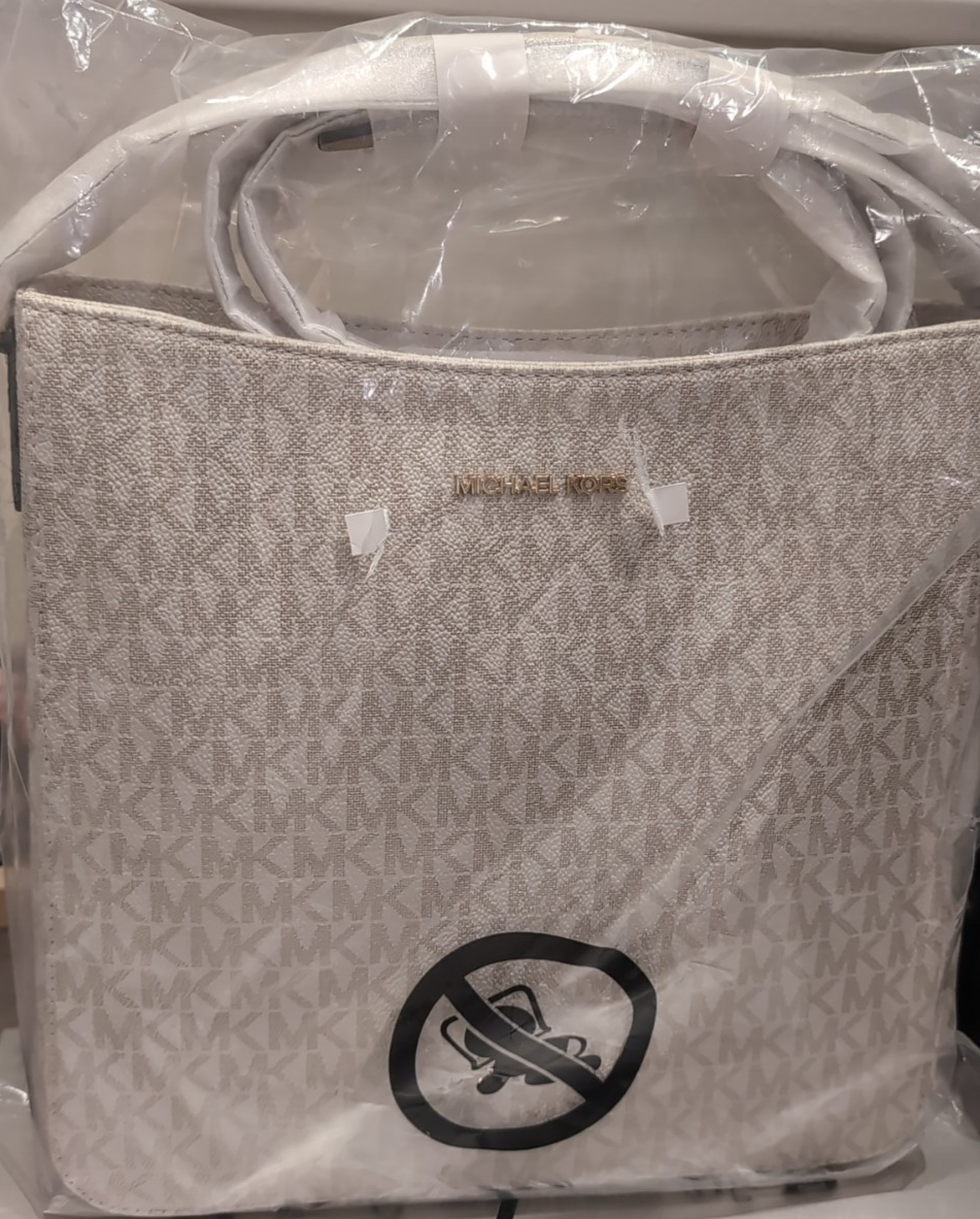 NWT-Michael-Kors-Large-Jet-Set-Signature-Logo-Messenger-Bag-Light-GoldVanilla-235994712737-6